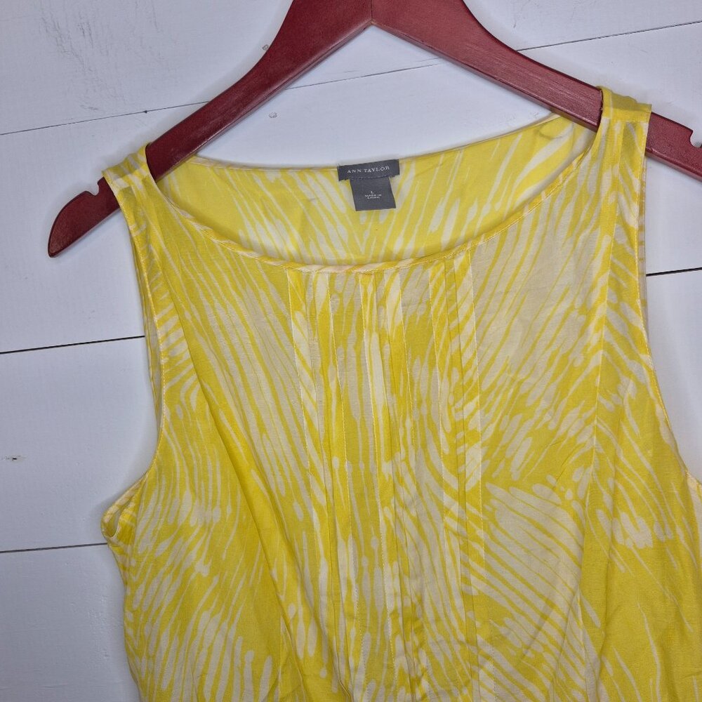 Ann Taylor Yellow Sleeveless Blouse L Cotton/Silk Blend Tropical Print Lightweig - Picture 2 of 6